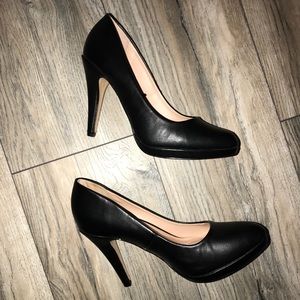 Black Women’s Heels, size 6.5